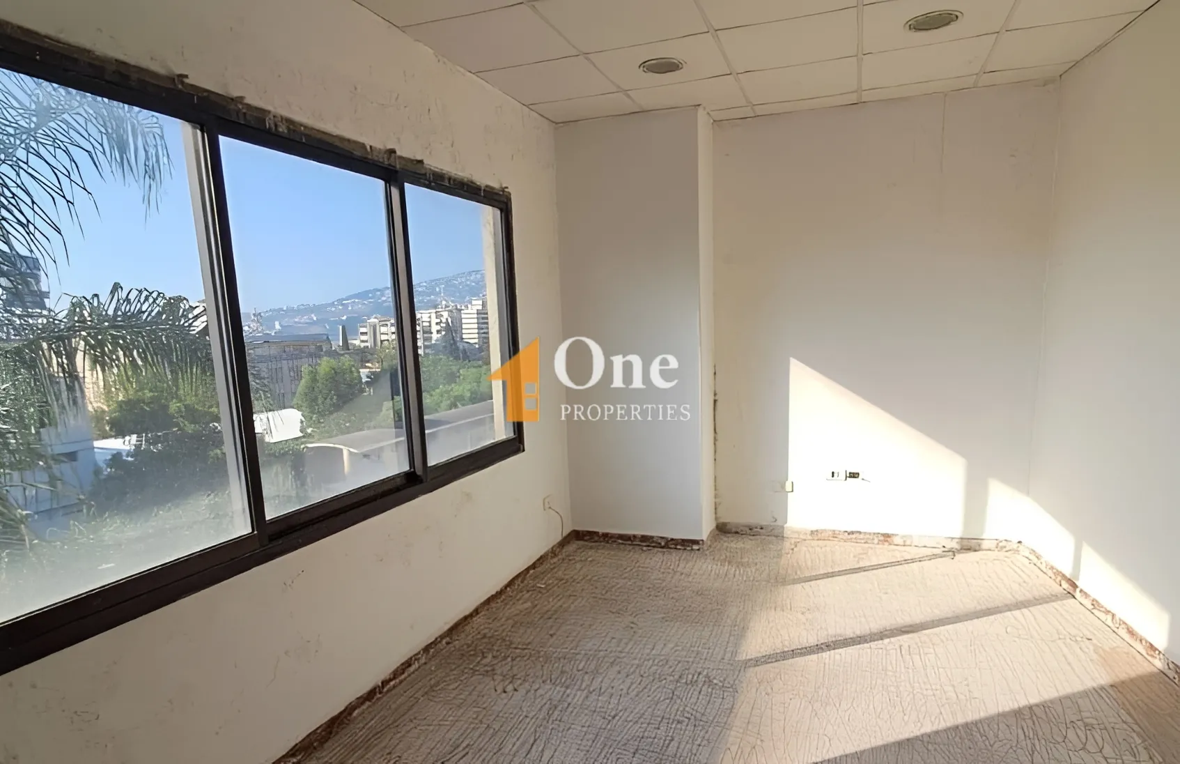 Office for rent in Jounieh, Lebanon