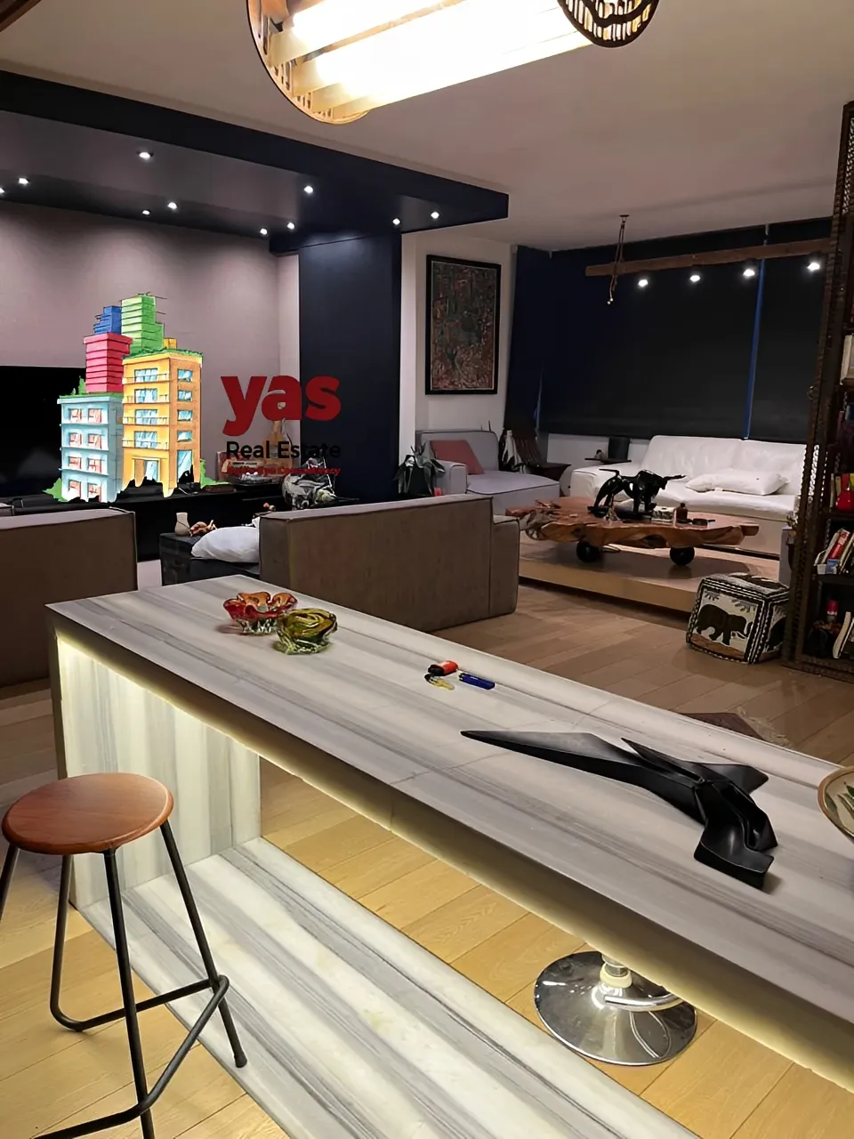 Apartment for Sale in Achrafieh - 2 bed, 3 bath