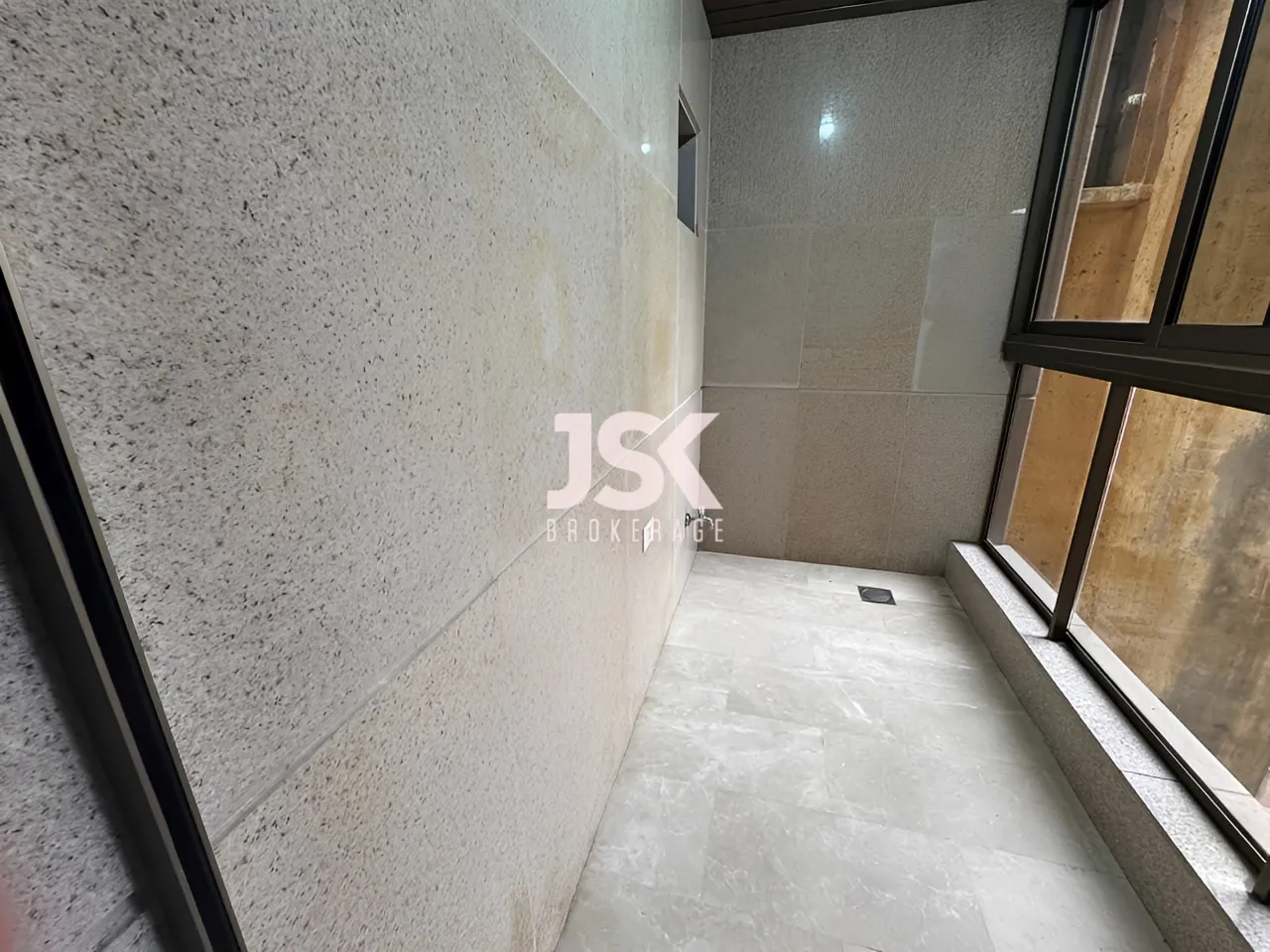 Apartment for Rent in Ras Beirut