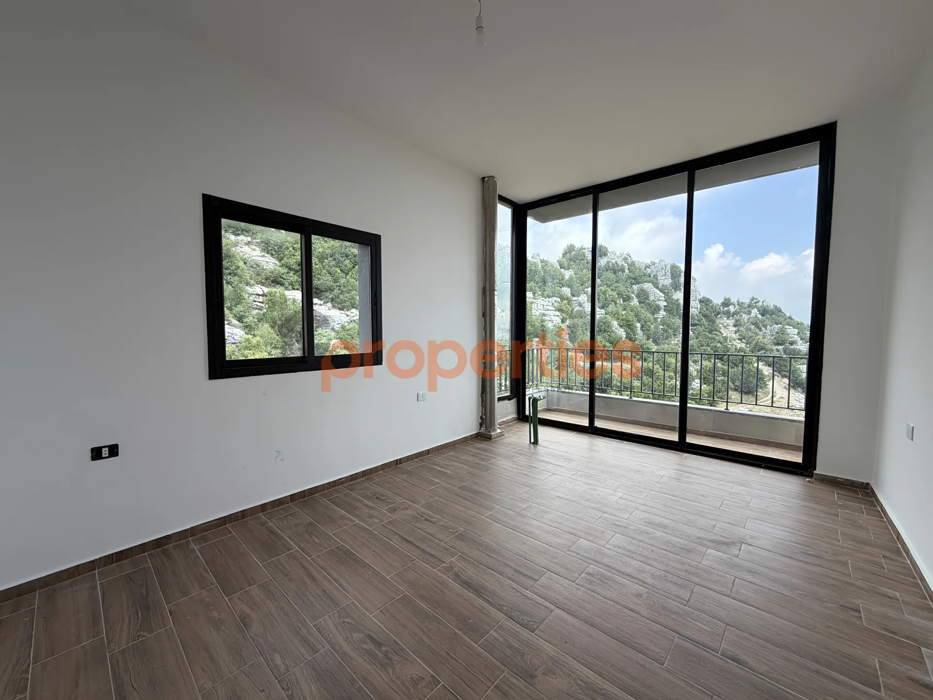Apartment for Sale in Faitroun