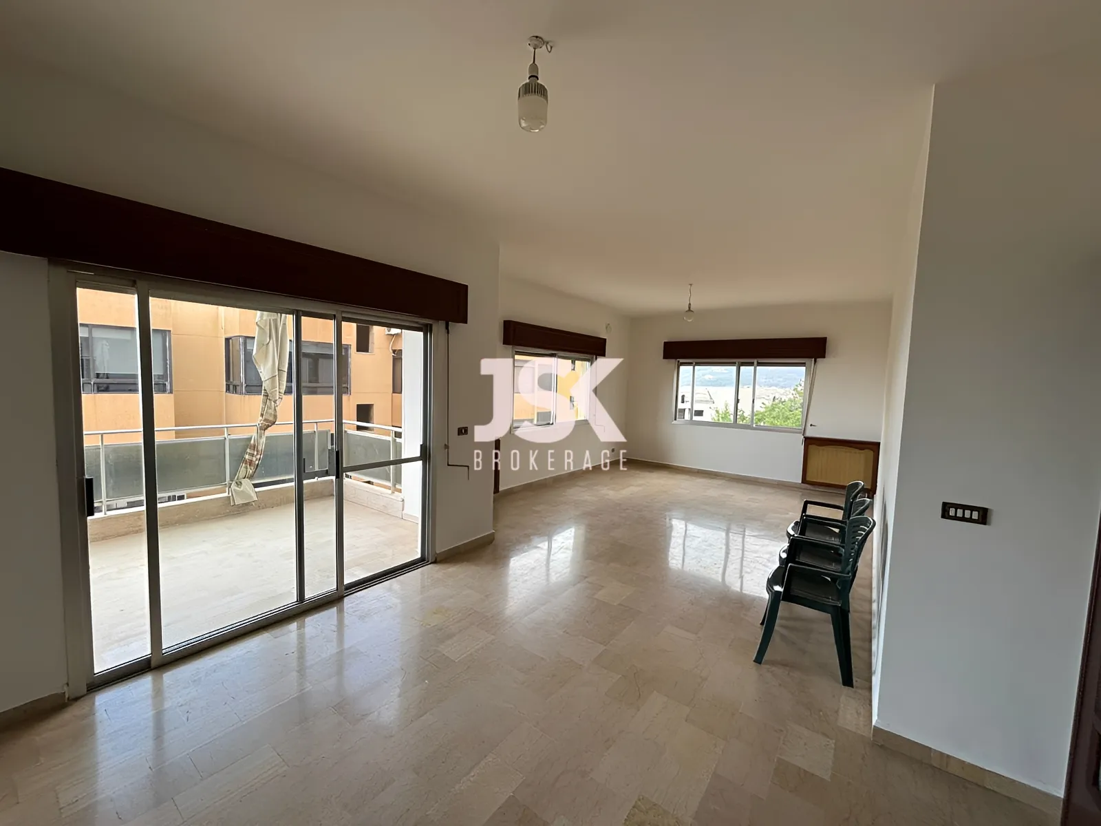 Apartment for Sale in Mazraat Yachoua
