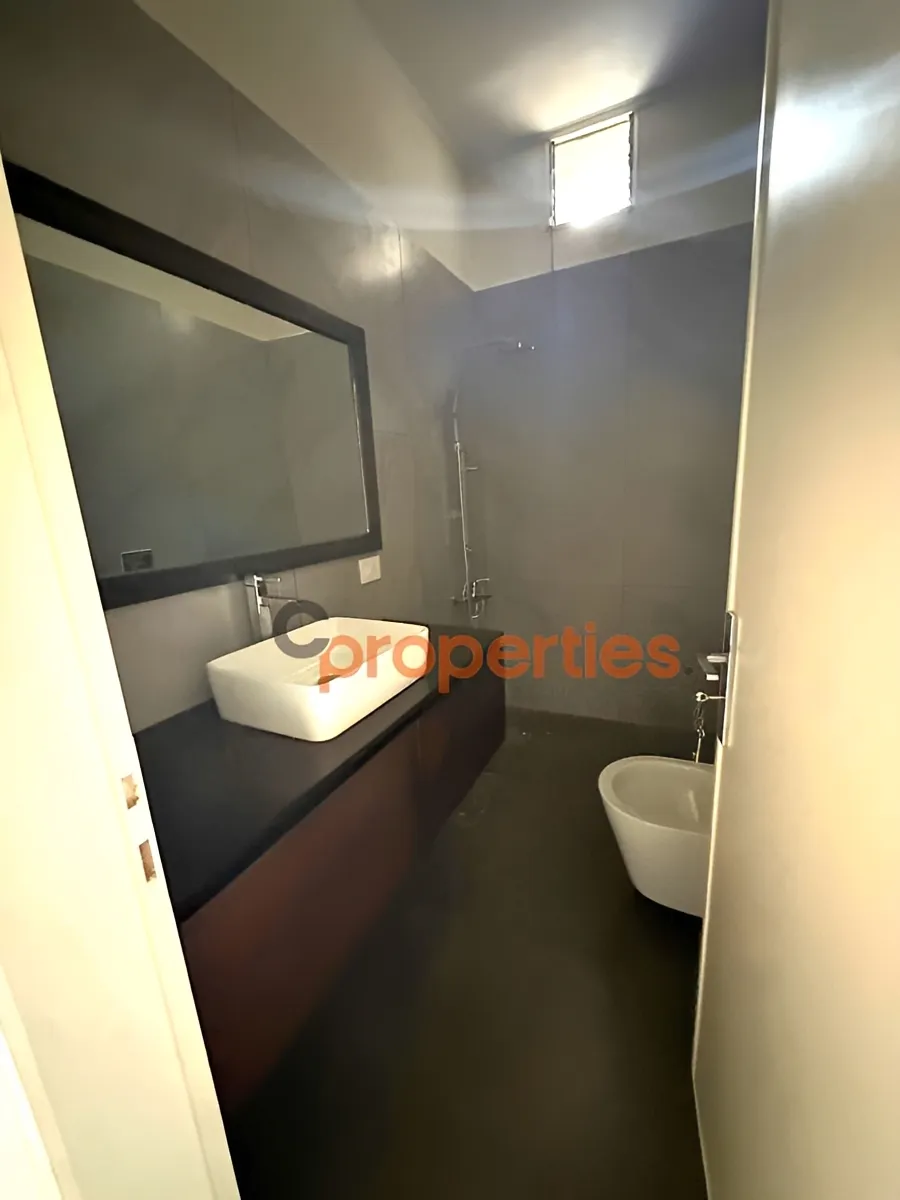 Apartment for Sale in Baabdat
