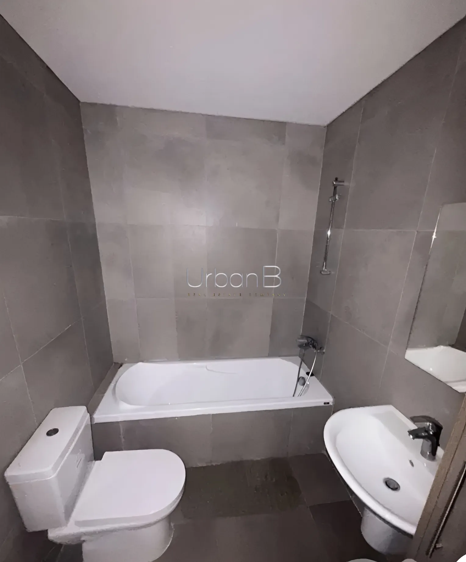 Apartment for rent in Achrafieh, beirut, lebanon