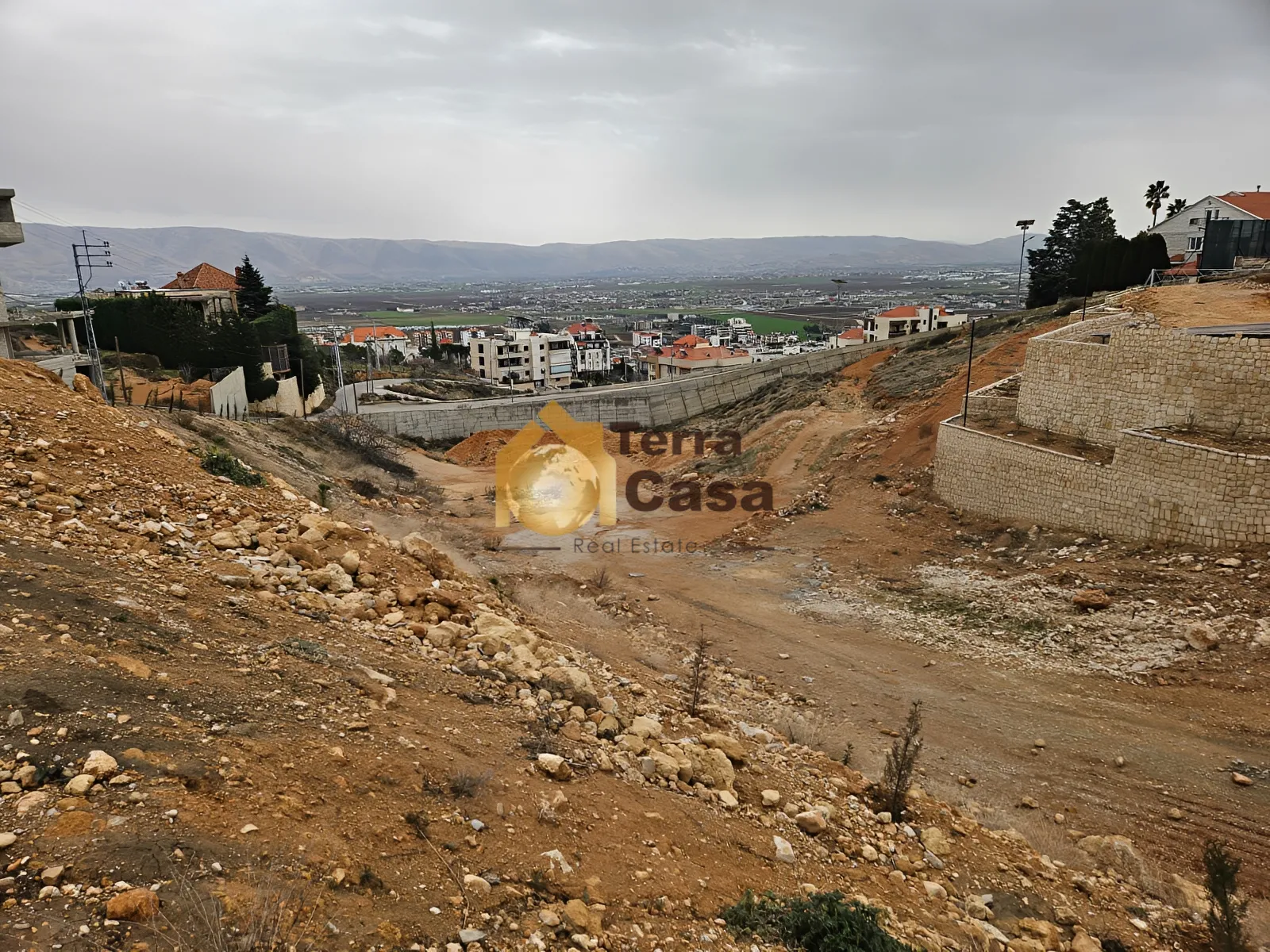 Land for Sale in Ksara