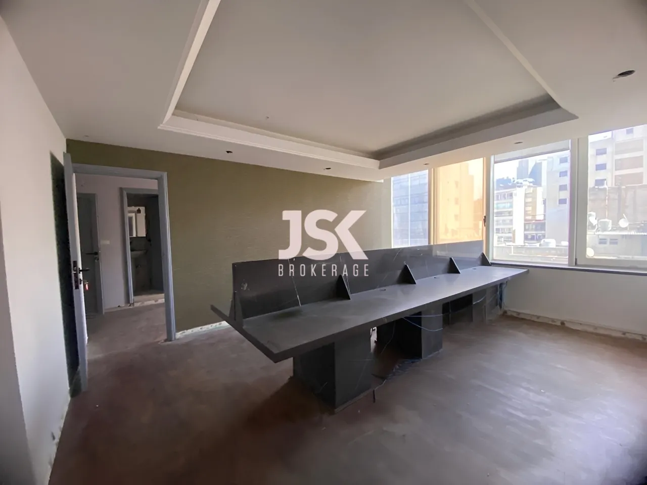 Building for Sale in Verdun