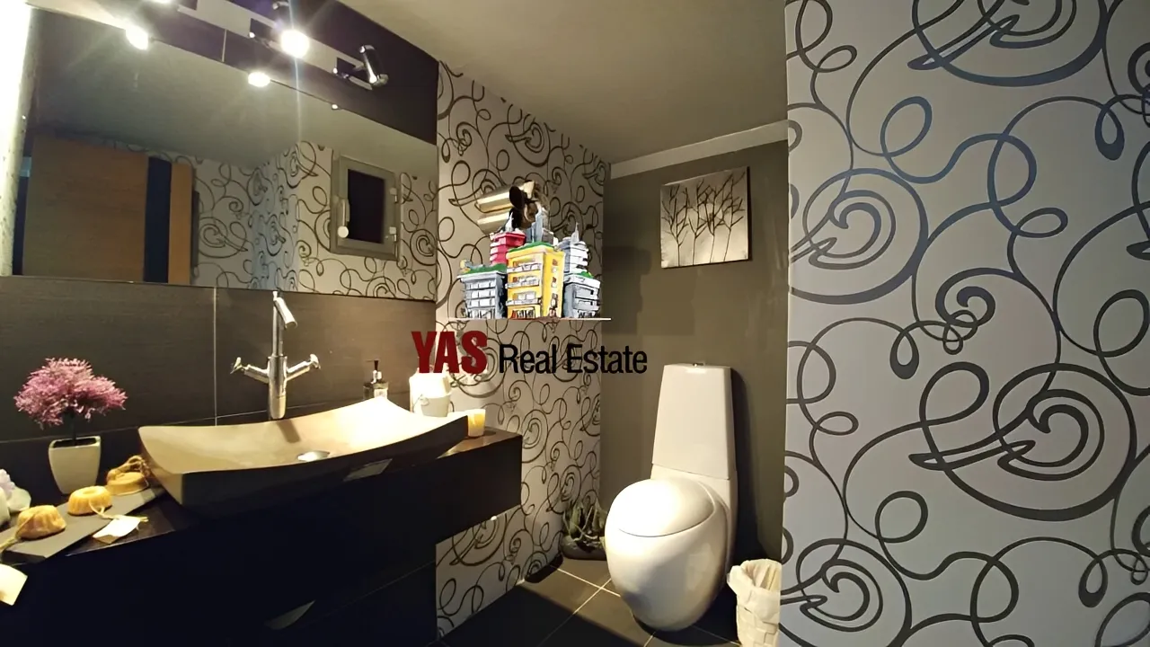 Apartment for Sale in Ballouneh