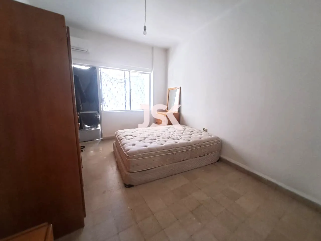 Apartment for Sale in Barbour