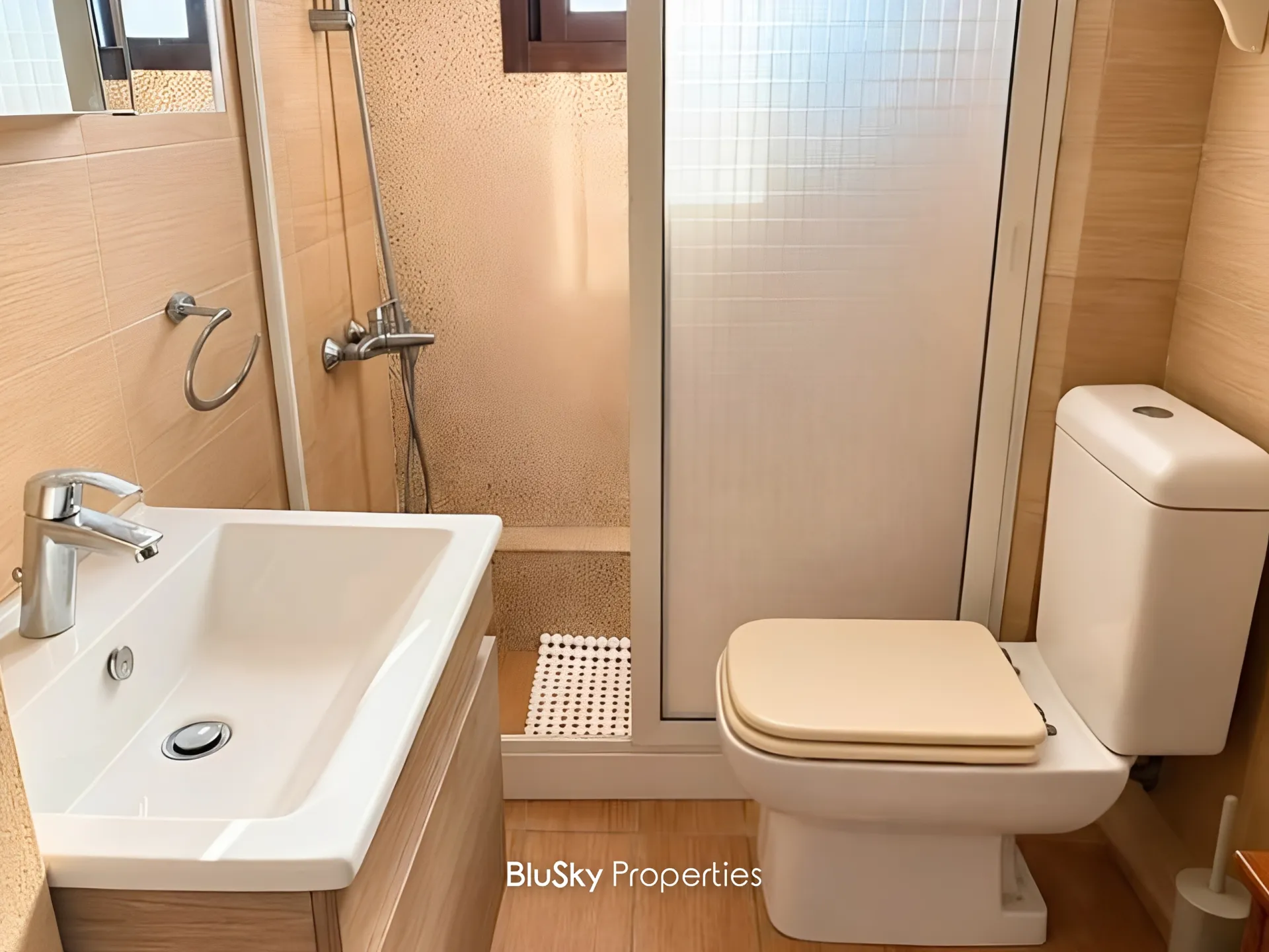 Apartment for rent in Batroun