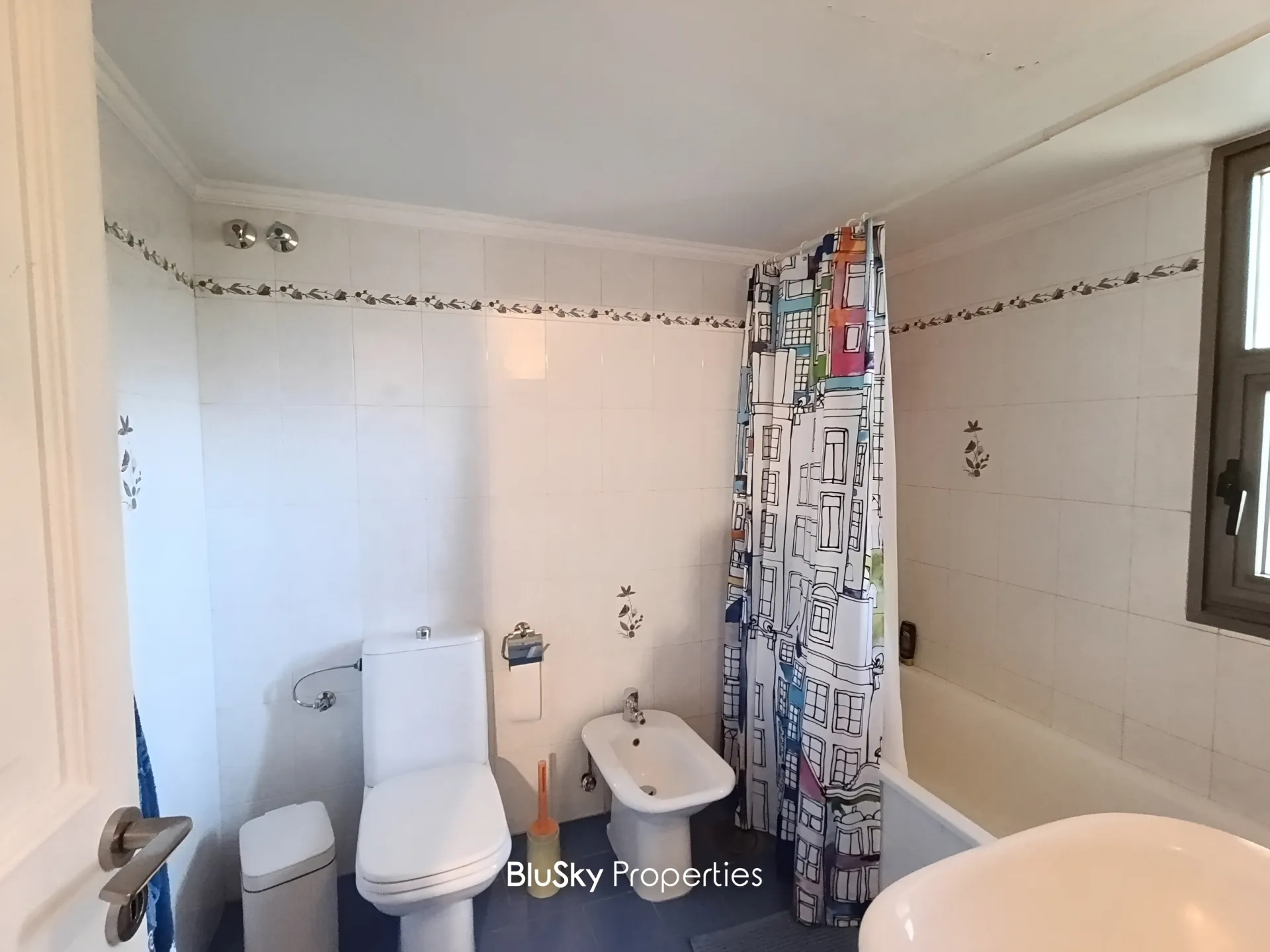 Apartment for sale in Baabdat, lebanon