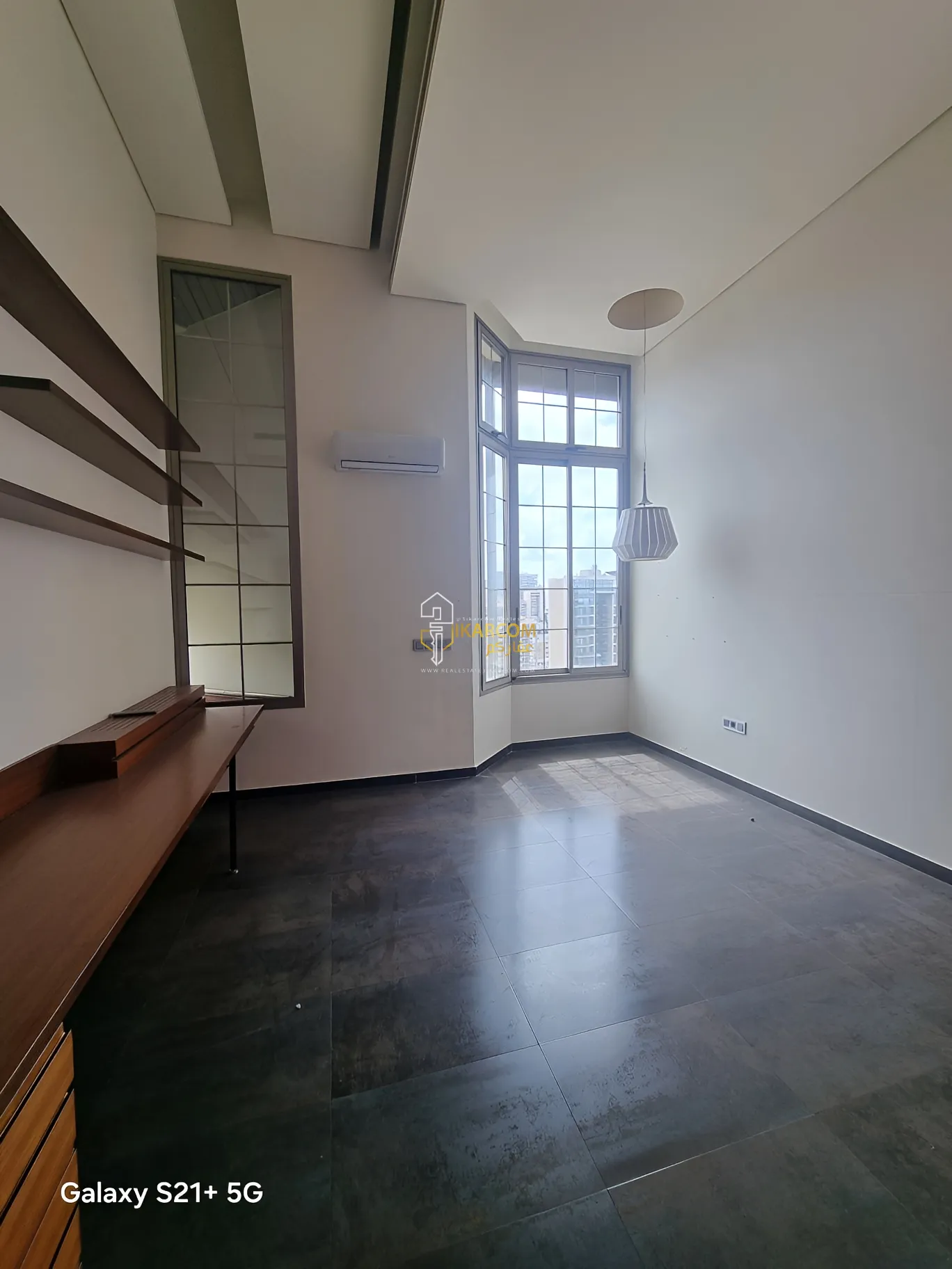 Apartment for sale in Jeanne Darc, Bayrut, Lebanon