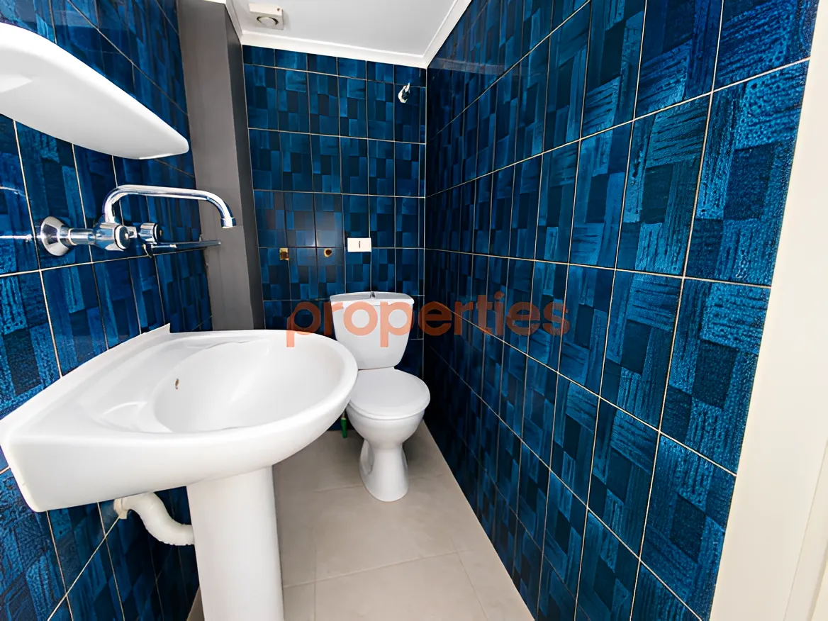 Office for Rent in Zalqa