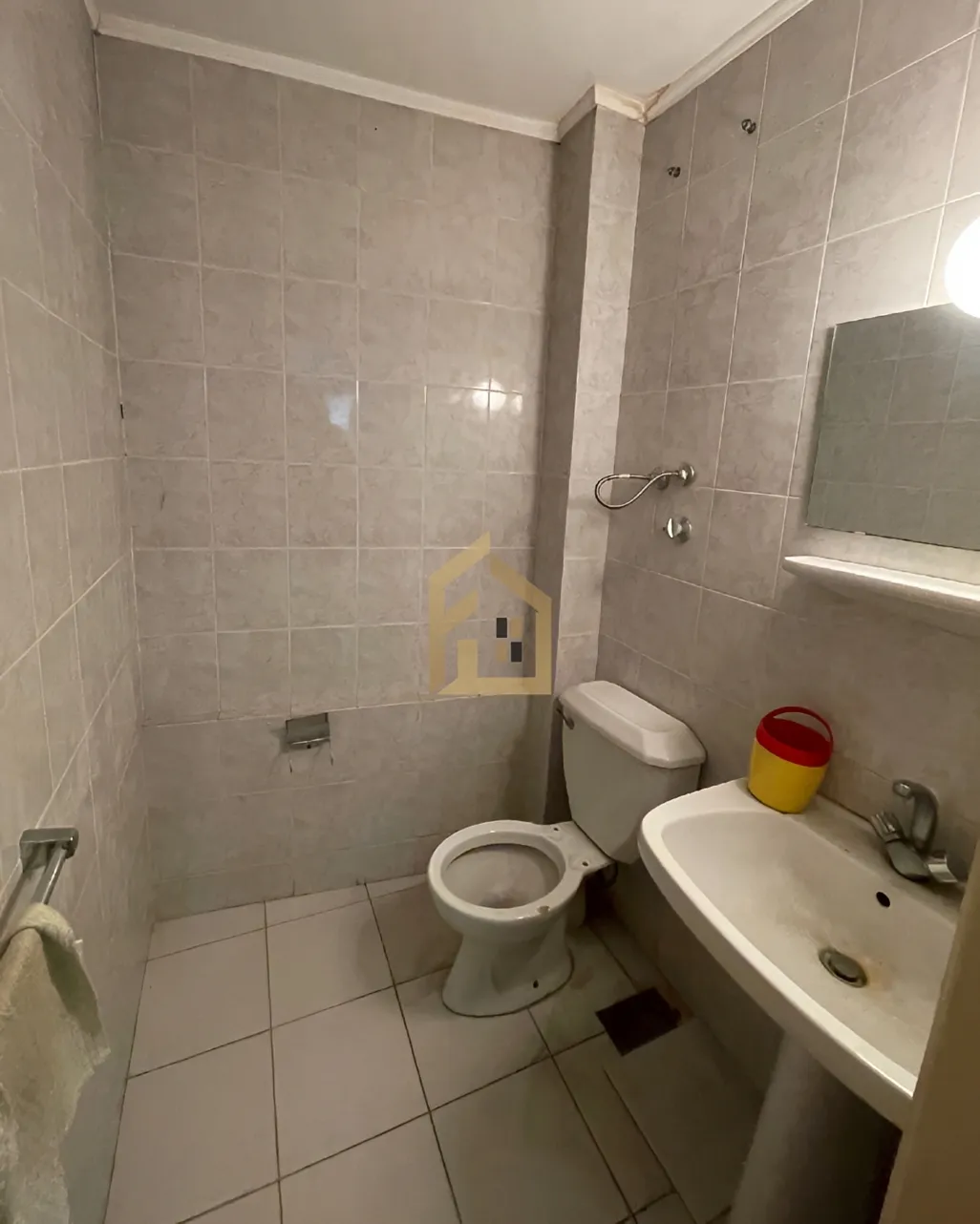 Office for sale in Jisr El Bacha, Lebanon