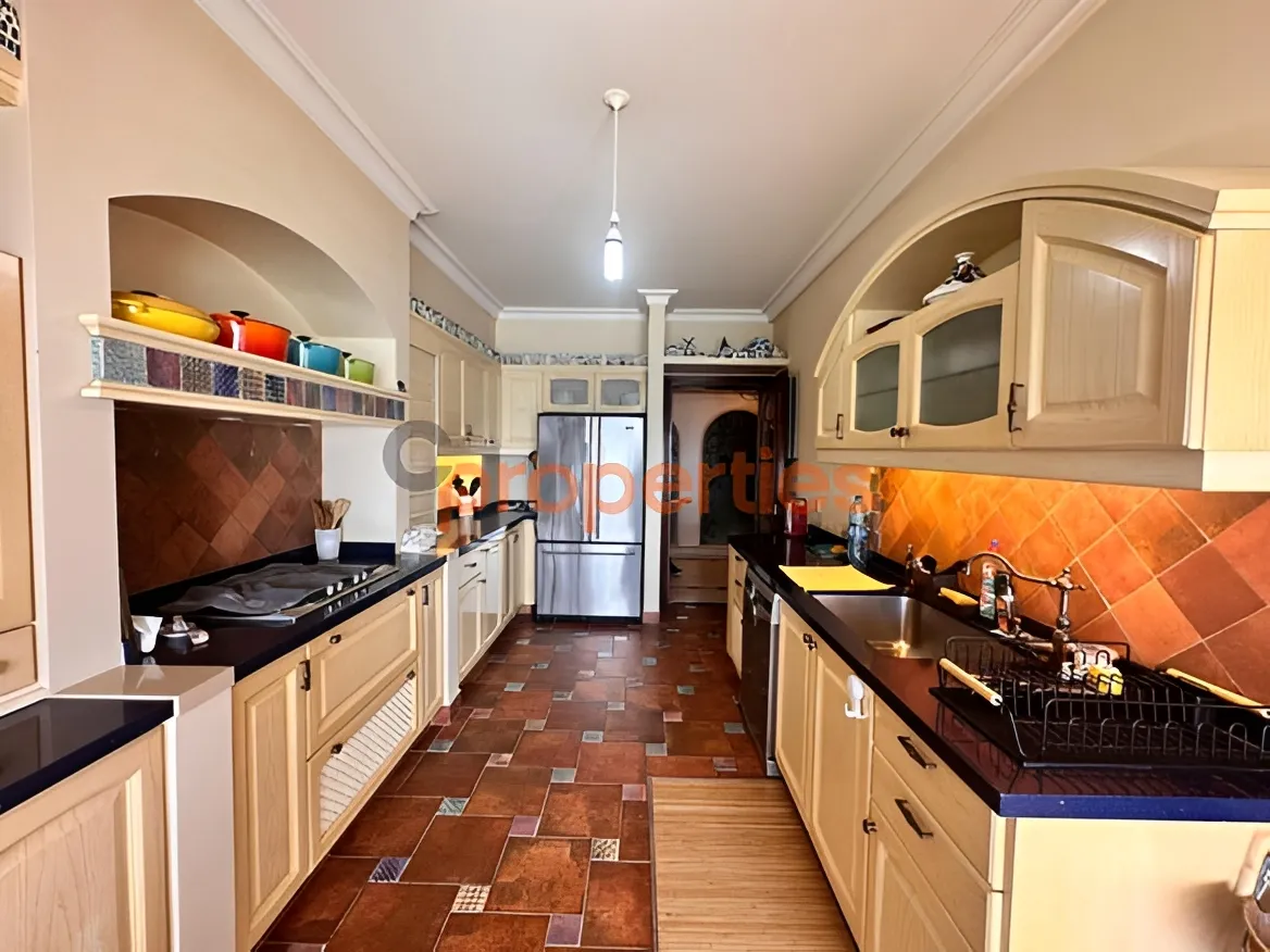 Apartment for sale in Ramleh Al Bayda, Beirut, Lebanon
