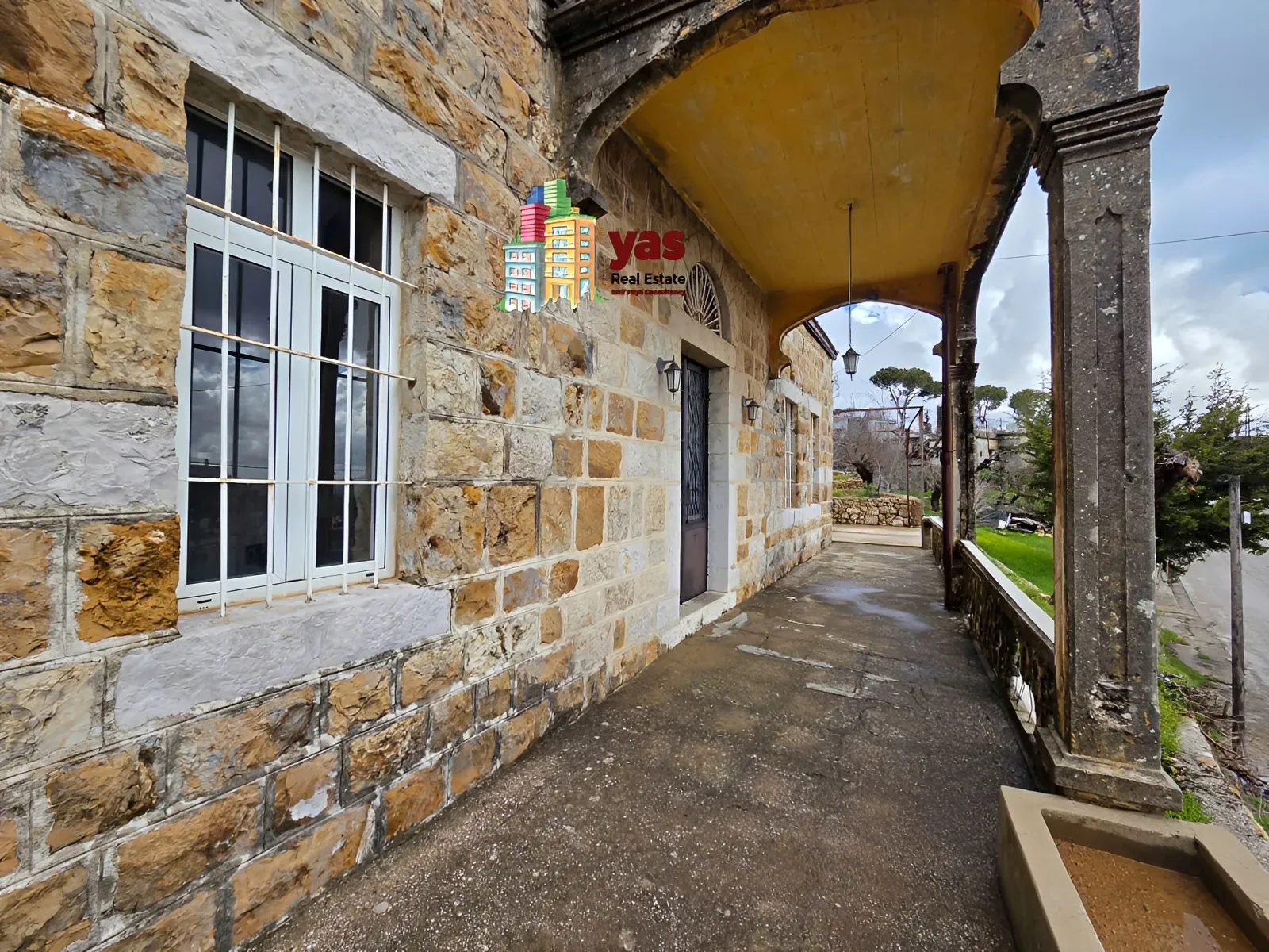 Villa for Sale in Rayfoun - 4 bed, 2 bath