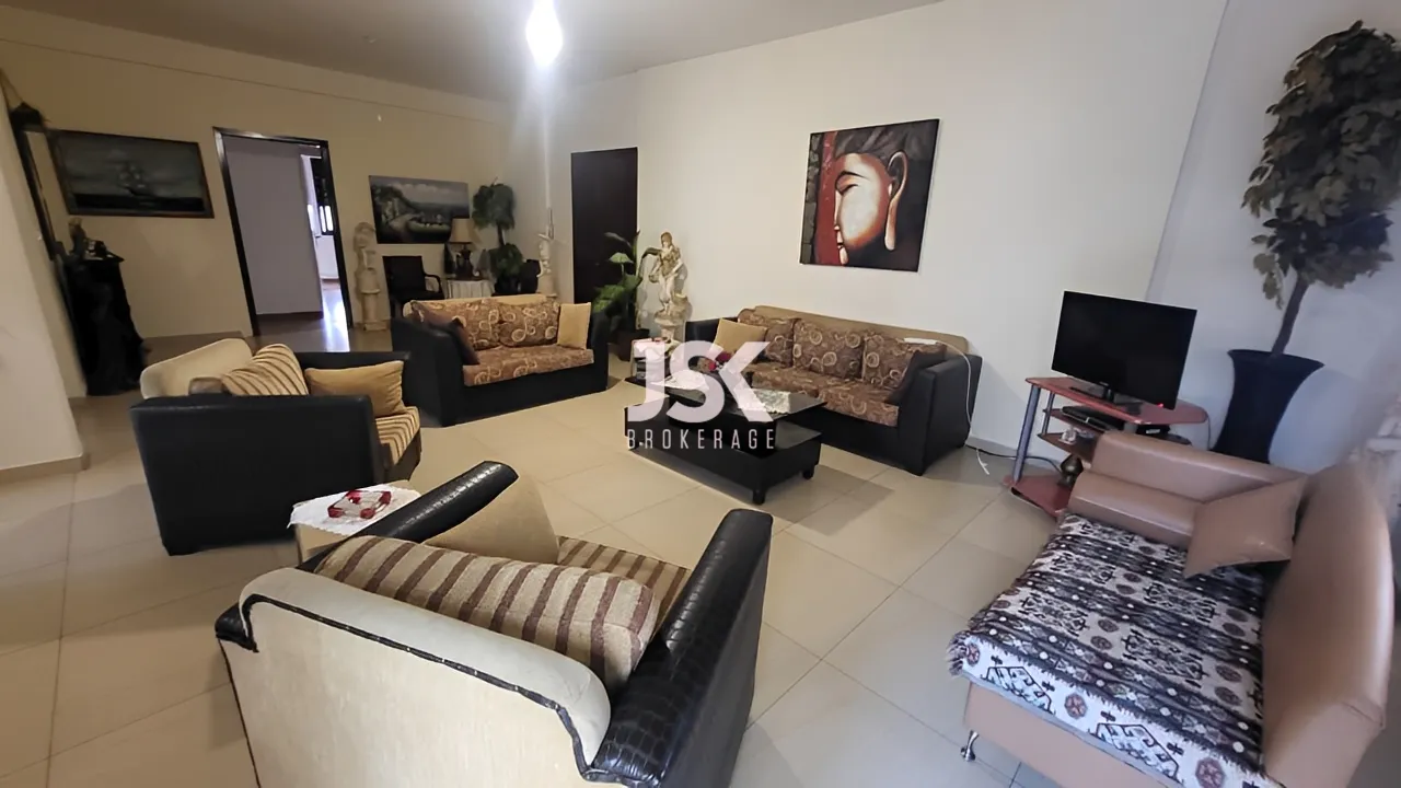 Apartment for Sale in Bouar - 3 bed, 2 bath