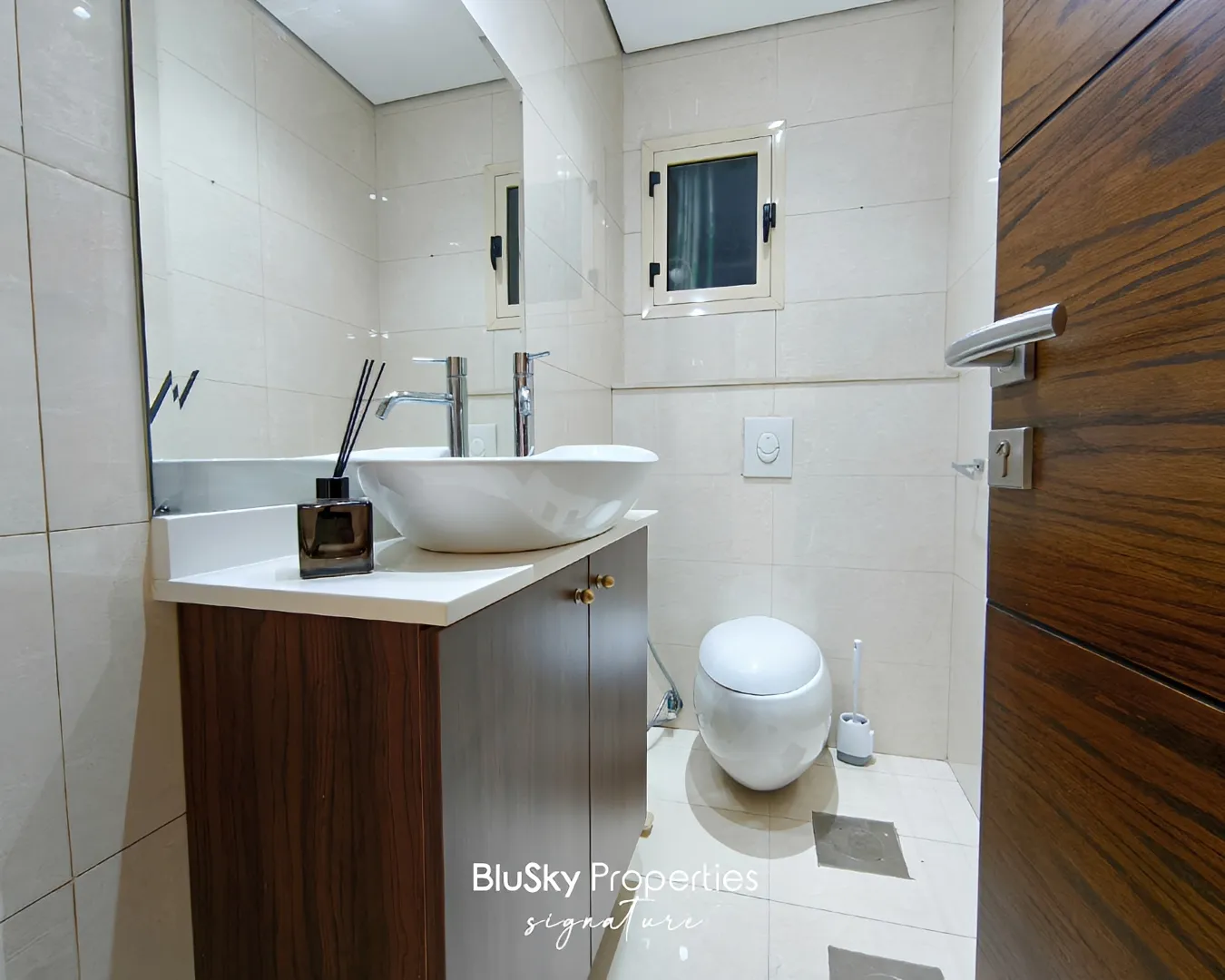 Apartment for rent in Baabdat