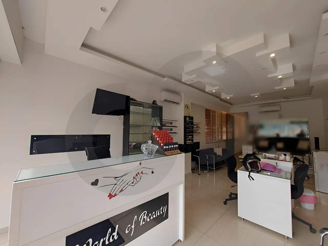 Commercial Property for Rent in Aaoukar