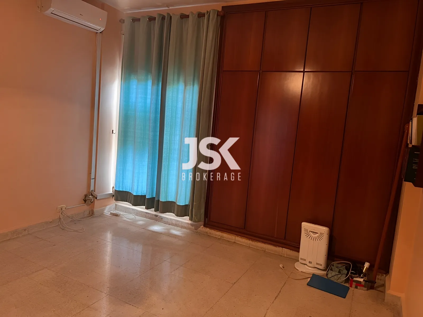 Apartment for Sale in Haret Hreik