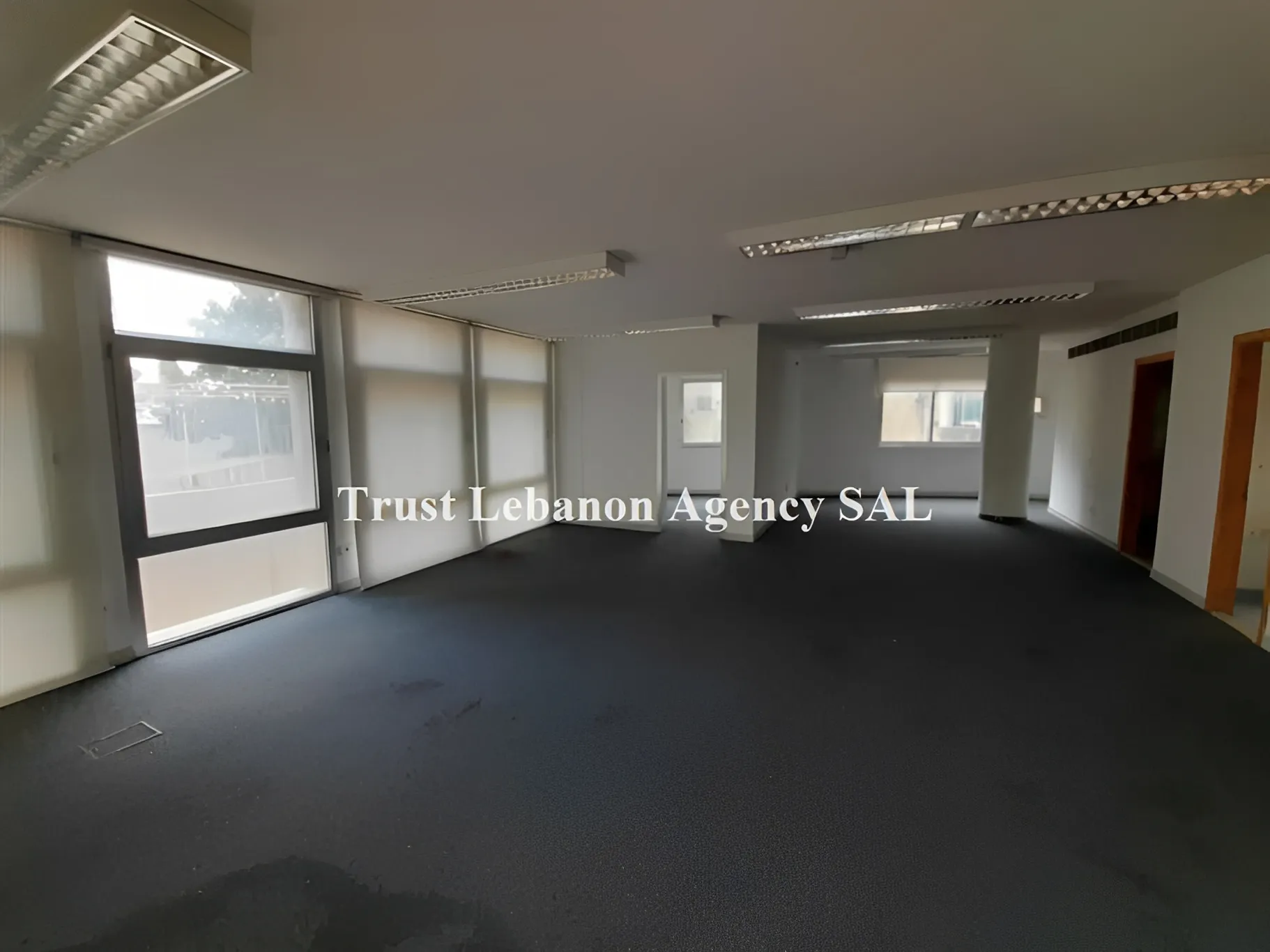 Office for rent in Baabda, Hazmieh