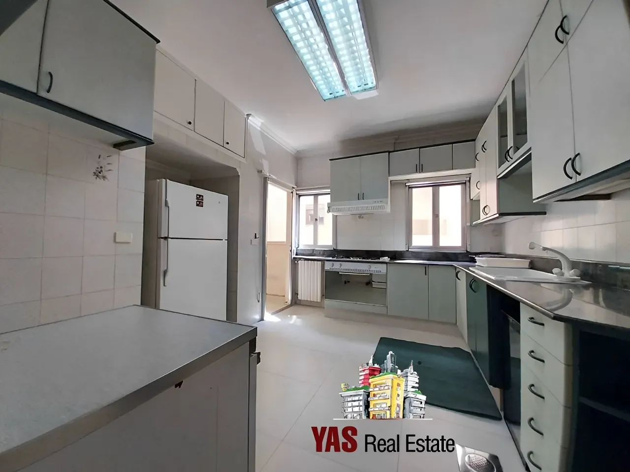 Apartment for Rent in Ballouneh - 3 bed, 3 bath