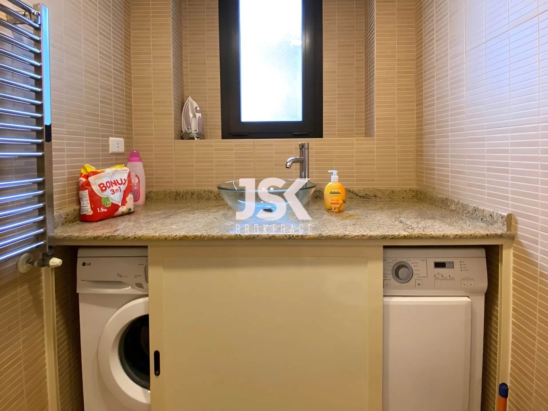 Apartment for Rent in Downtown