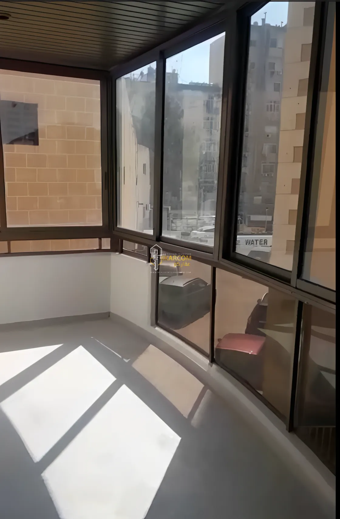 Apartment for Sale in Jdeideh - 3 bed, 2 bath