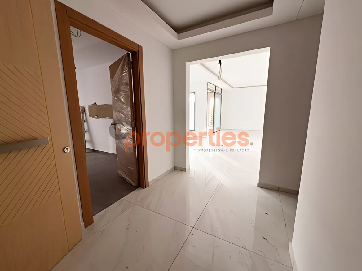 Apartment for Rent in Louaizeh
