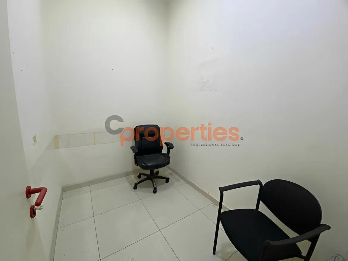 Office for Rent in Zalqa