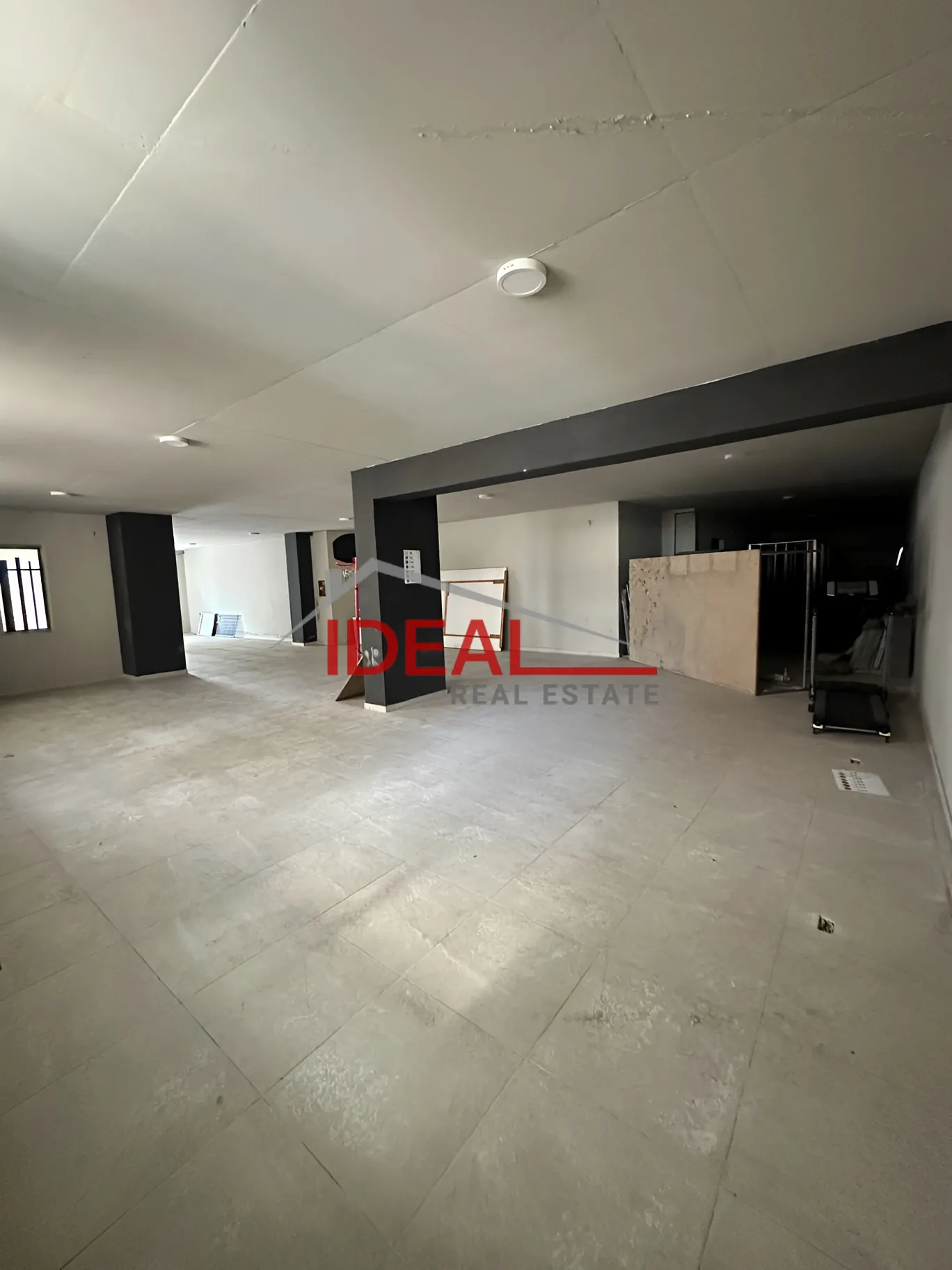 Shop for rent in Baabda