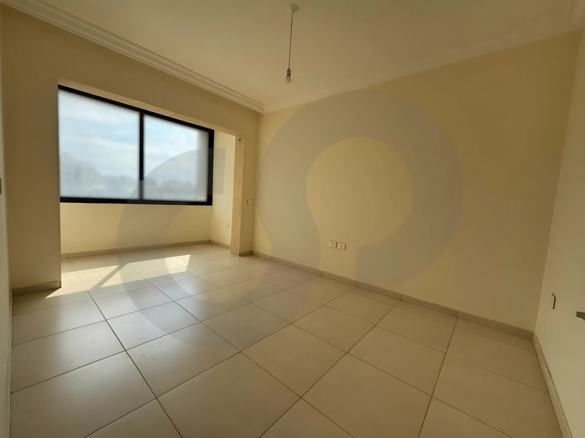 Building for Sale in Badaro