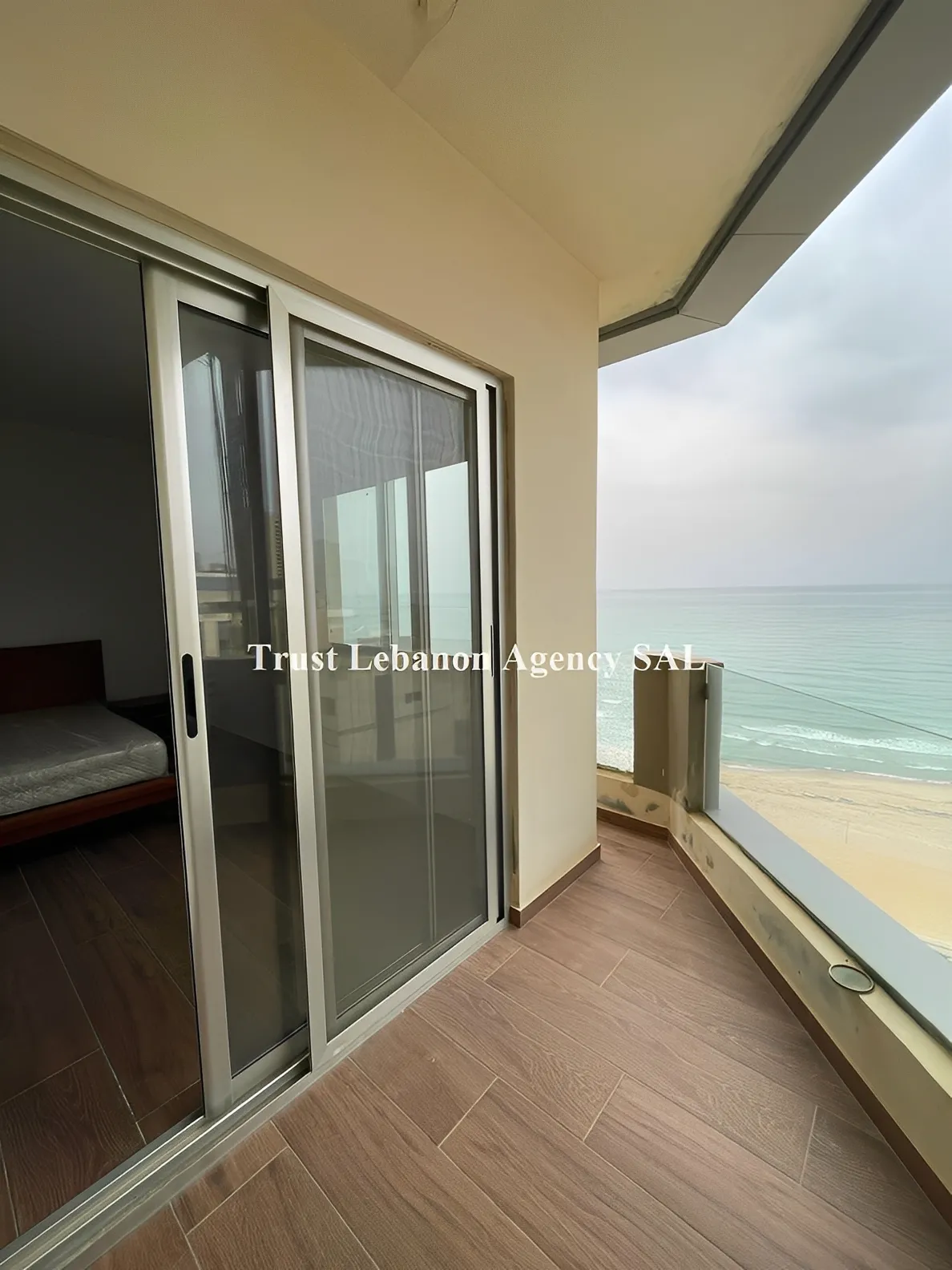 Apartment for Sale in Ramlet El Bayda Beirut Lebanon - 3 bed, 4 bath