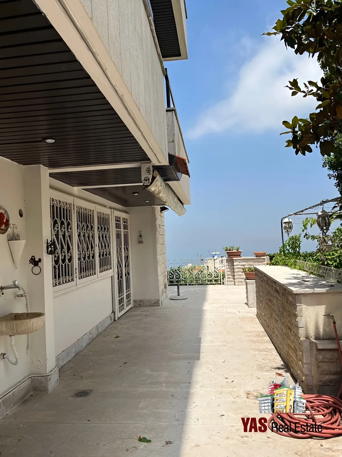 Apartment for Rent in Qornet Shahwane