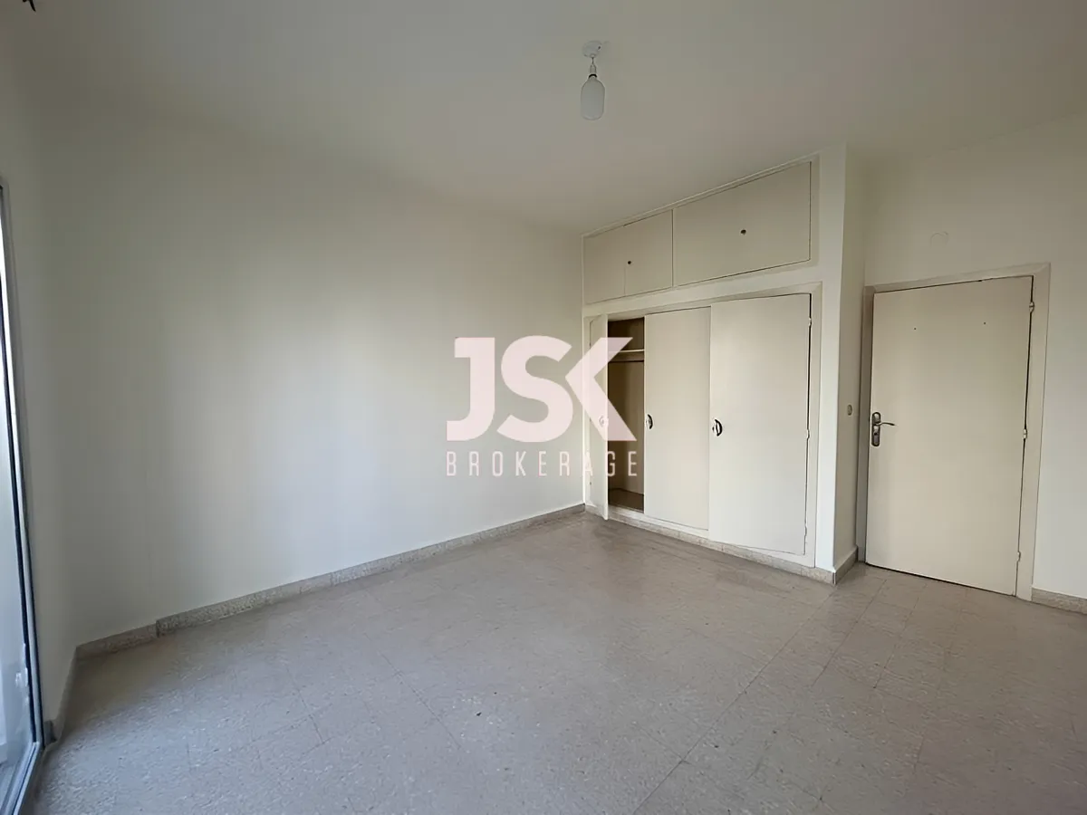 Apartment for Sale in Raoucheh, Beirut, Lebanon