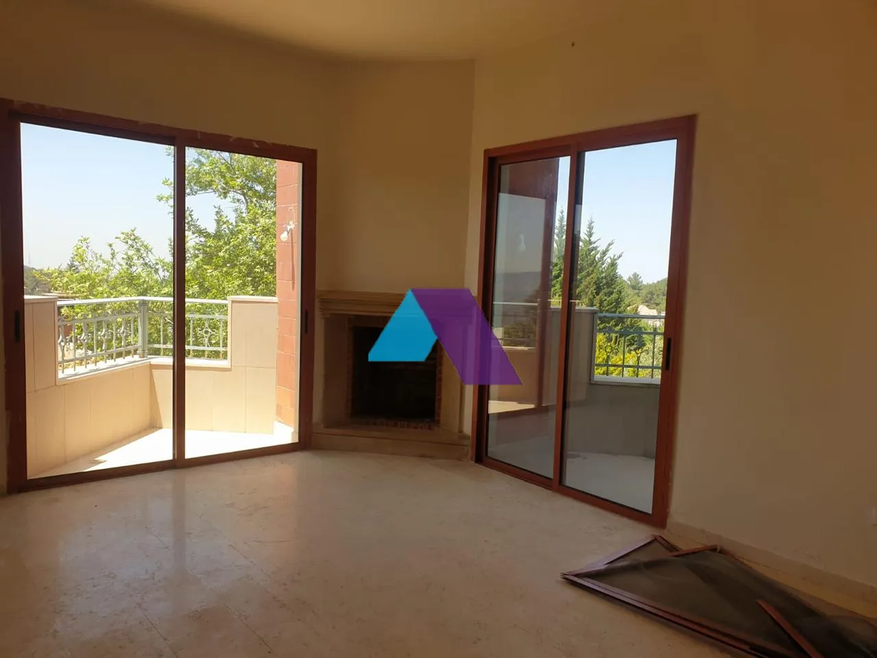 Villa for Sale in Aley
