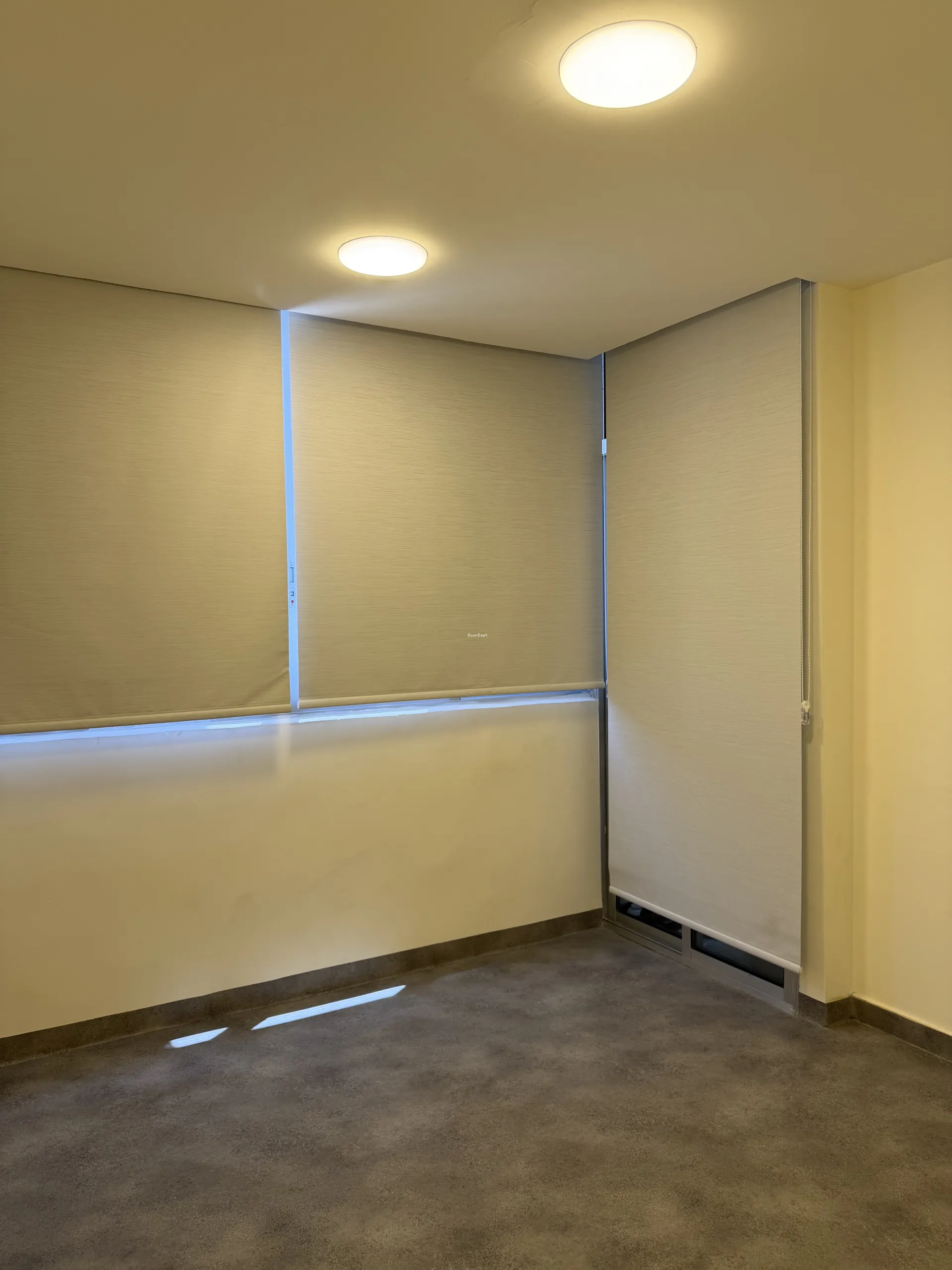 Office for rent in Corniche el mazraa, beirut, lebanon