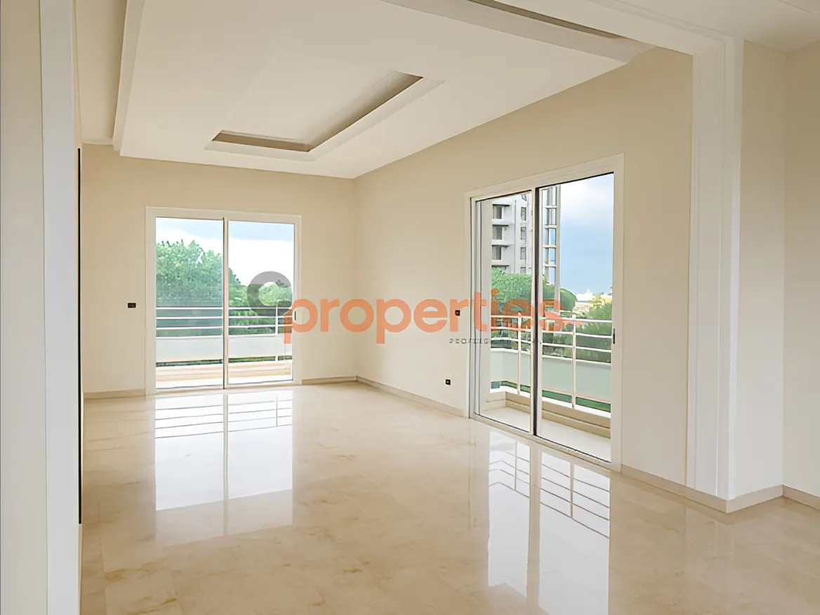 Apartment for Sale in Aaramoun - 3 bed, 4 bath