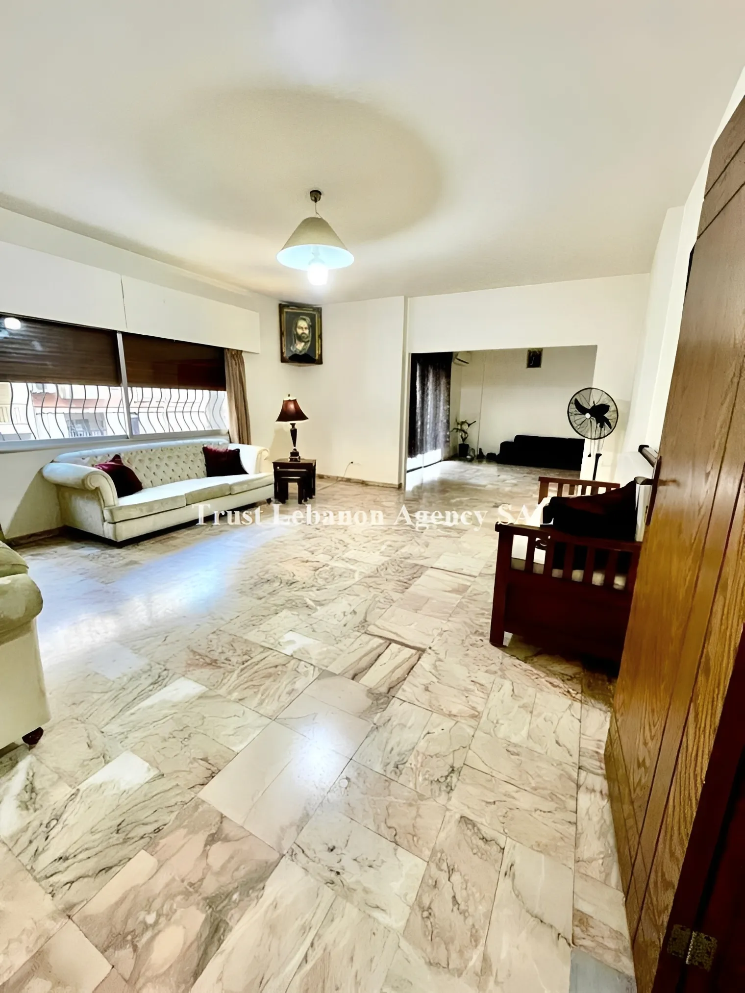 Apartment for Sale in Basta Beirut Lebanon - 5 bed, 3 bath