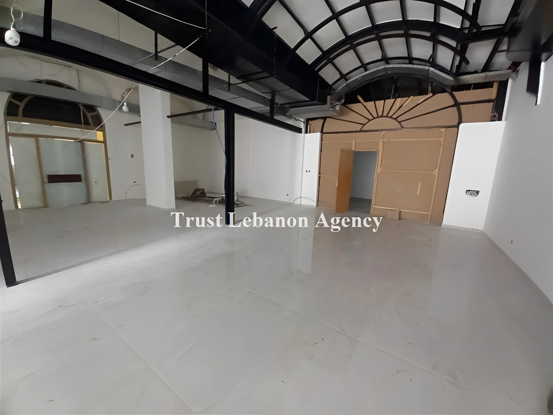 Showroom for rent in Verdun, Beirut, Lebanon