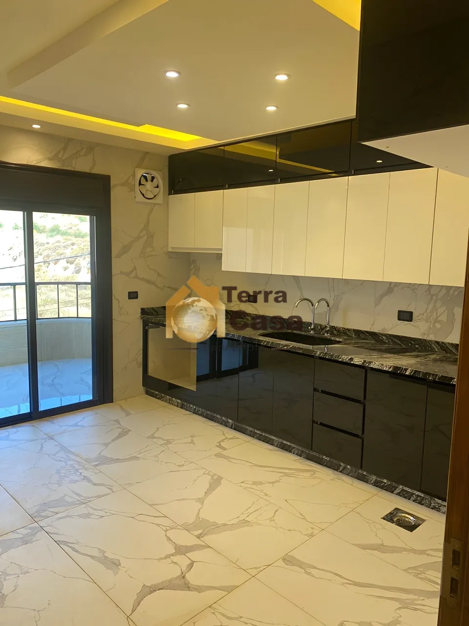 Apartment for Sale in Ksara