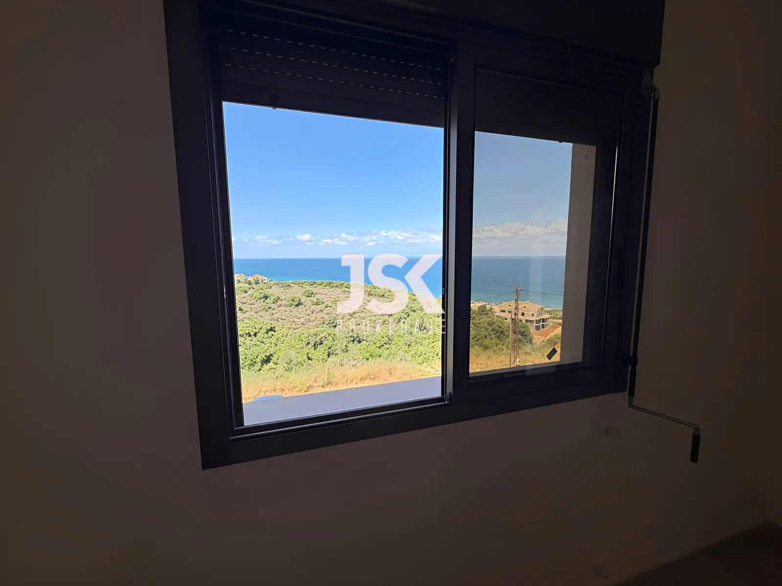 Apartment for Sale in Batroun - 3 bed