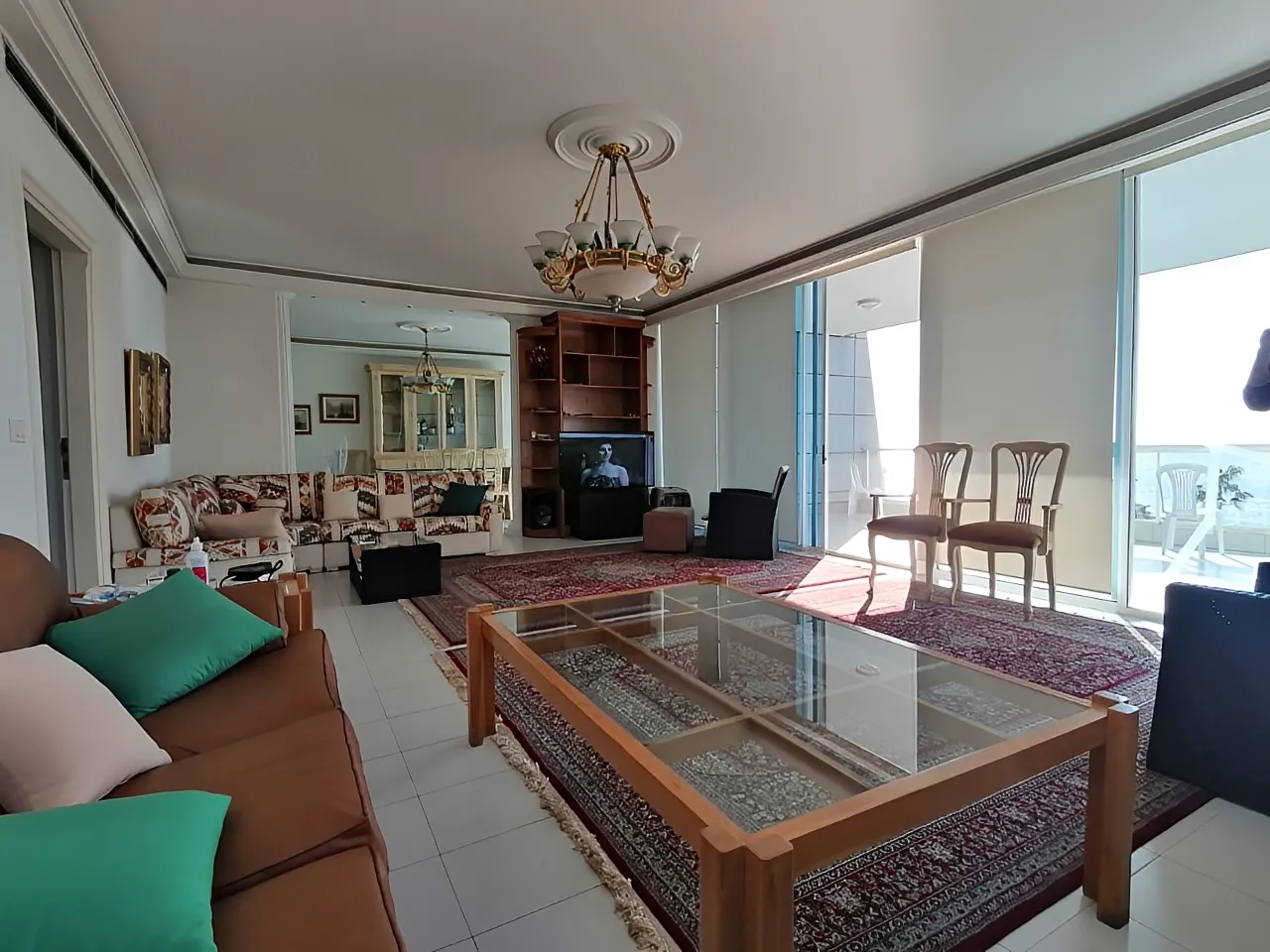 Residential in Jounieh, lebanon - 4 bed, 3.0 bath