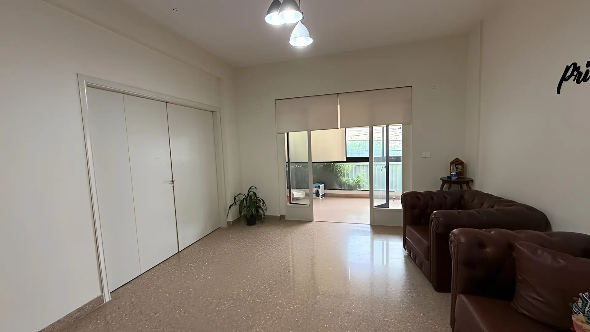 Office for rent in Remeil