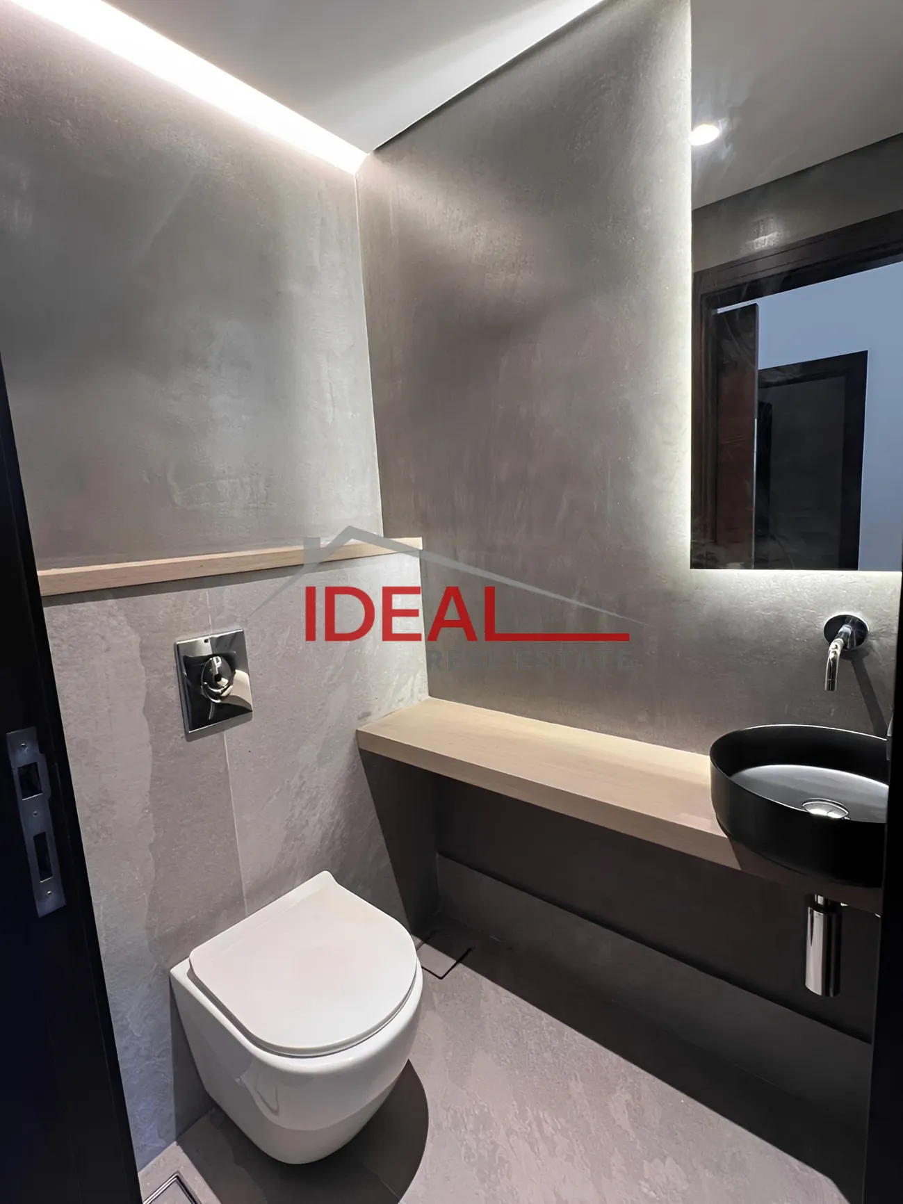Chalet for sale in Kfardebian, Lebanon
