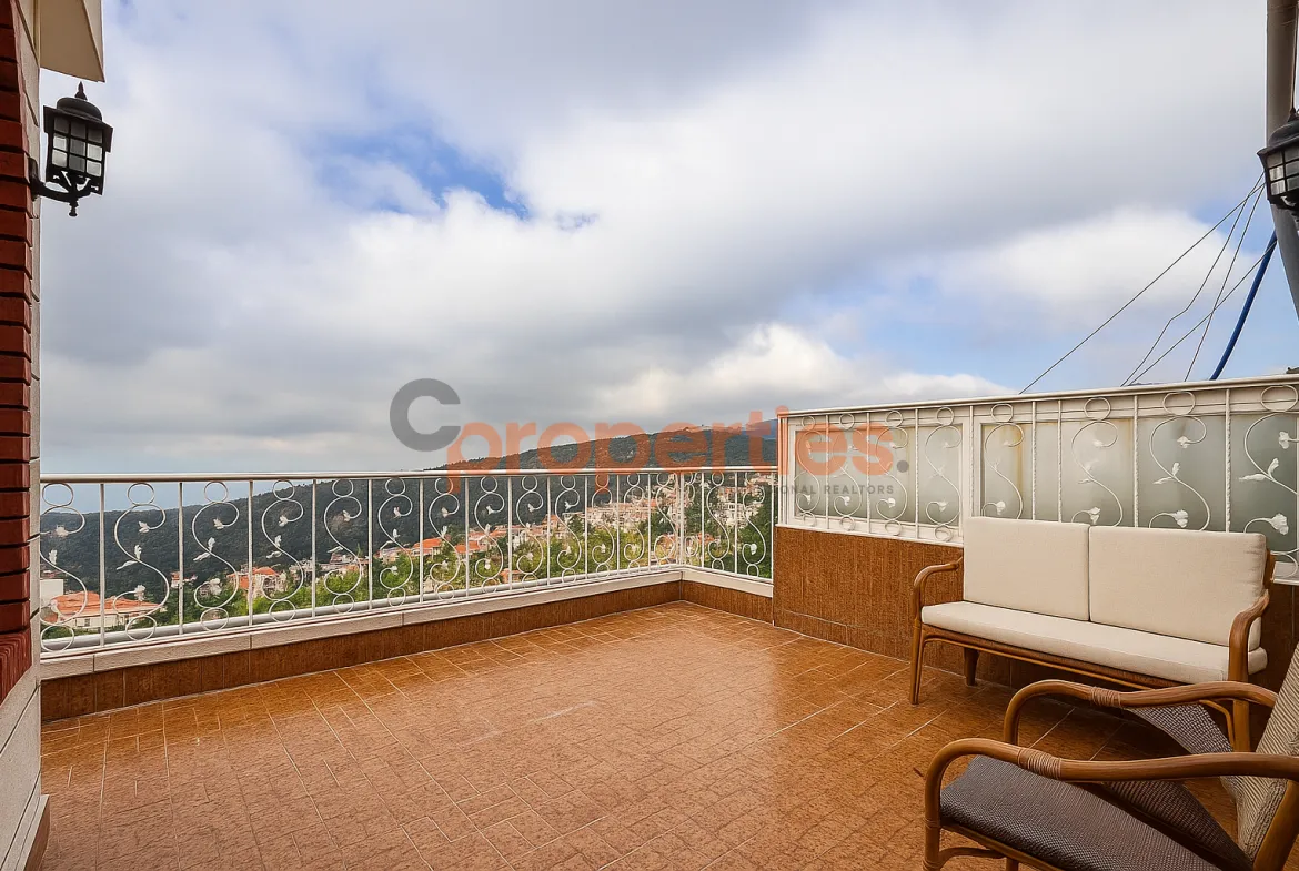 Apartment for rent in Broummana, Lebanon - 2 bed, 3 bath