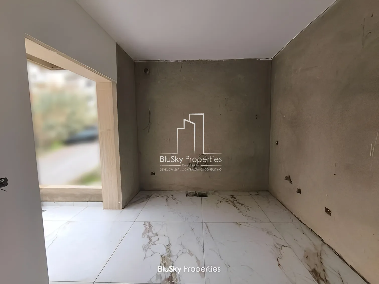 Apartment for Sale in Awkar - 4 bed, 4 bath