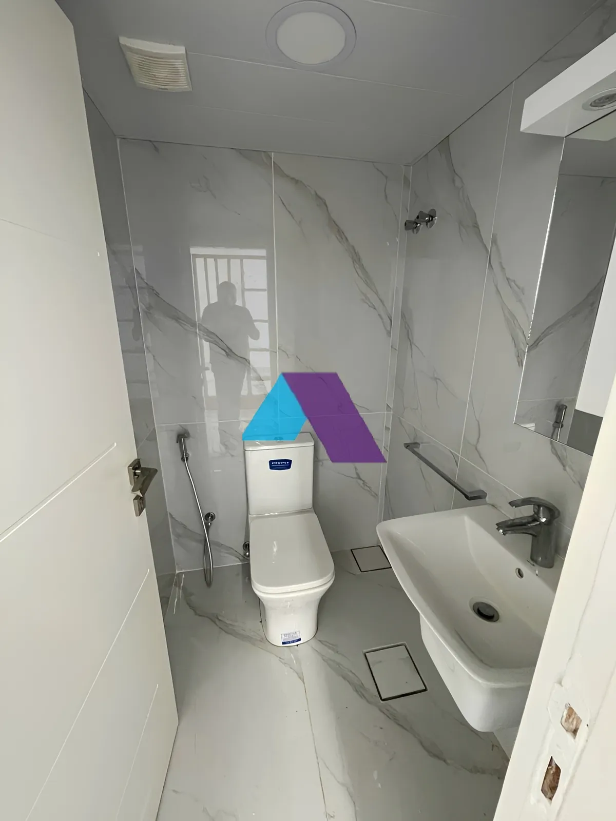 Apartment for Sale in Hazmieh - 3 bed, 3 bath