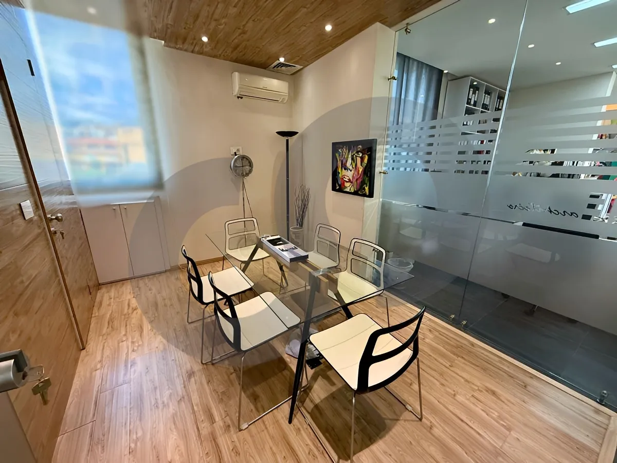 Office for sale in Baabda