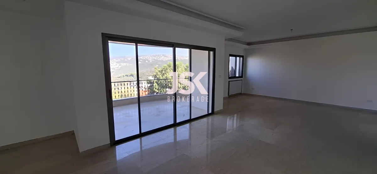 Apartment for Sale in Qornet El Hamra, Lebanon