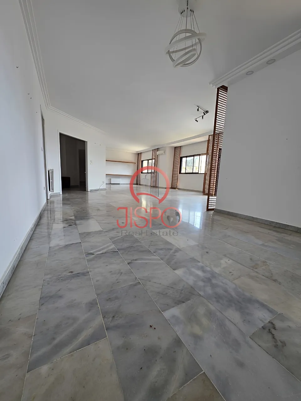Apartment for Sale in Sioufi