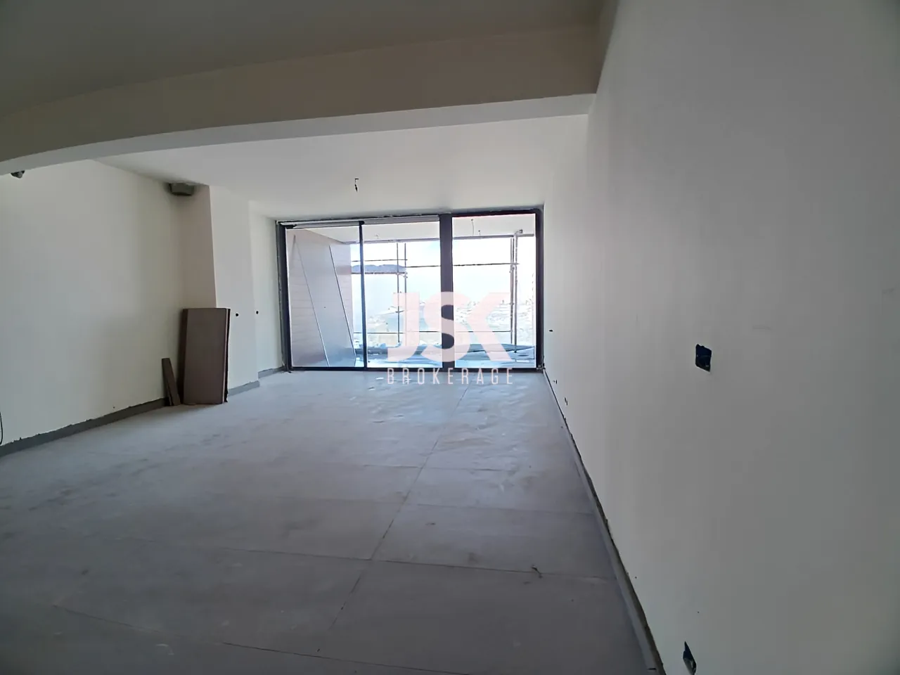 Chalet for Sale in Zaarour